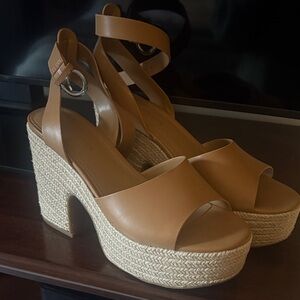 Marc fisher Tan Platform Sandals new
